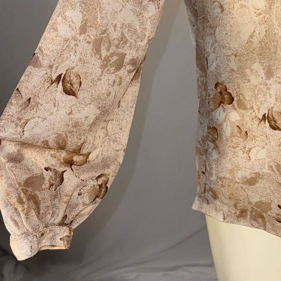 Vintage Tan Cream Sheer Nylon Blend Floral Leaf Button Down Blouse Size 12 - Picture 8 of 10